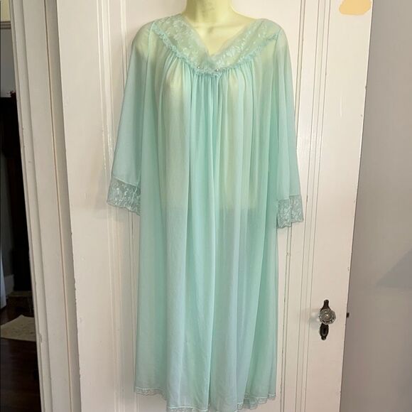 Vintage Other - Vintage 60‎ Sans Souci Aqua/mint green semi sheer nylon robe
